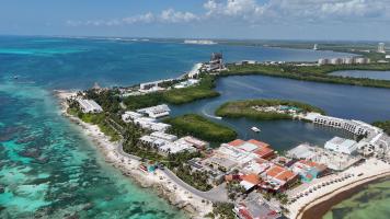 gallery/2026-07-mexico-day-13-club-med-nothing-else-drone-001_0001-20260727-cancun-06m20s.jpg