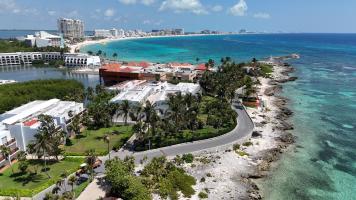 gallery/2026-07-mexico-day-13-club-med-nothing-else-drone-005_0005-20260727-cancun-08m11s.jpg