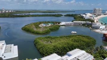 gallery/2026-07-mexico-day-13-club-med-nothing-else-drone-006_0006-20260727-cancun-08m15s.jpg